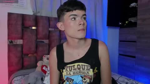 Snapshot of angelocute_ chatting on 02/11/25, 06:30 Angelo I work from home this is my room online show from 02/11/25, 06:30