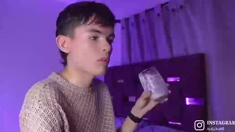 Snapshot of angelocute_ chatting on 09/11/25, 04:12 Angelo I work from home this is my room online show from 09/11/25, 04:12