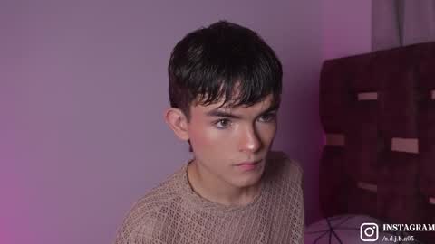 Snapshot of angelocute_ chatting on 09/15/25, 04:12 Angelo I work from home this is my room online show from 09/15/25, 04:12