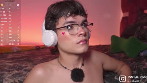 Snapshot of angelocute_ chatting on 11/20/25, 06:02 Angelo I work from home this is my room online show from 11/20/25, 06:02