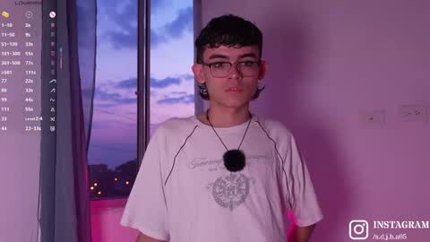 Snapshot of angelocute_ chatting on 02/07/26, 11:19 Angelo I work from home this is my room online show from 02/07/26, 11:19