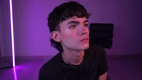 Snapshot of angelocute_ chatting on 02/23/26, 12:52 Angelo I work from home this is my room online show from 02/23/26, 12:52