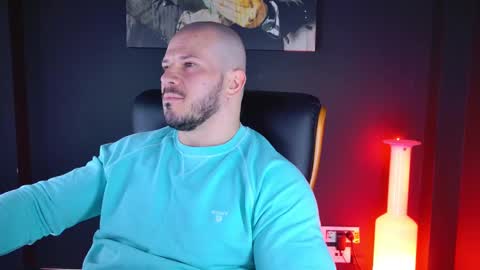 Snapshot of angeloeric chatting on 12/03/24, 07:32 BlackWolf online show from 12/03/24, 07:32