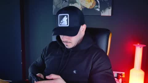 Snapshot of angeloeric chatting on 12/16/24, 06:43 BlackWolf online show from 12/16/24, 06:43