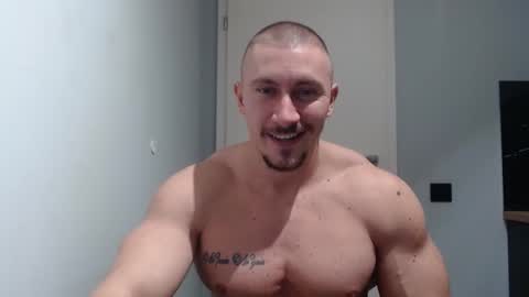 Snapshot of angelofit chatting on 01/30/25, 06:54 ------- SEX SHOW WITH GUYS AND GIRLS MUSCLE SHOW online show from 01/30/25, 06:54