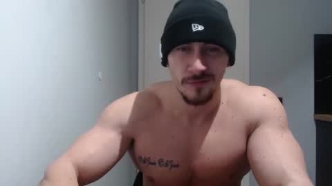 Snapshot of angelofit chatting on 02/12/25, 10:15 ------- SEX SHOW WITH GUYS AND GIRLS MUSCLE SHOW online show from 02/12/25, 10:15