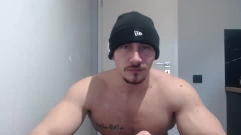 Snapshot of angelofit chatting on 02/22/25, 03:14 ------- SEX SHOW WITH GUYS AND GIRLS MUSCLE SHOW online show from 02/22/25, 03:14