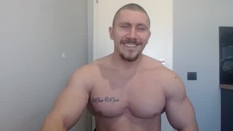 Snapshot of angelofit chatting on 02/24/25, 11:21 ------- SEX SHOW WITH GUYS AND GIRLS MUSCLE SHOW online show from 02/24/25, 11:21