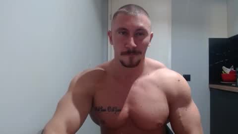 Snapshot of angelofit chatting on 11/21/25, 01:54 ------- SEX SHOW WITH GUYS AND GIRLS MUSCLE SHOW online show from 11/21/25, 01:54