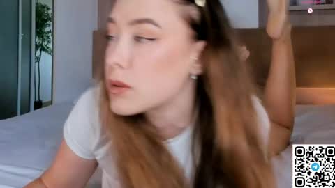 Angel online show from 05/11/26, 07:03