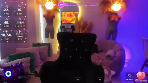 Snapshot of angelpeach_ chatting on 06/15/26, 02:19 Angel online show from 06/15/26, 02:19