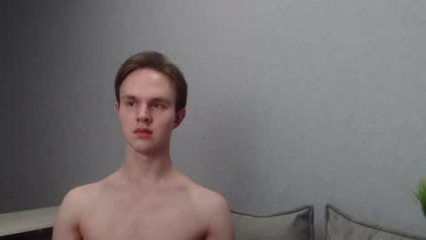 Angel online show from 02/05/25, 03:20