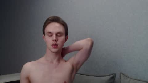 Angel online show from 02/10/25, 03:32