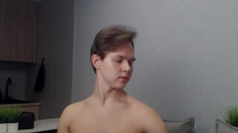 Angel online show from 12/16/25, 09:03