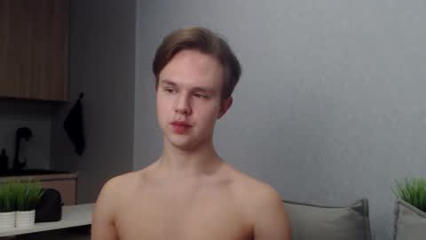 Angel online show from 12/19/25, 09:16