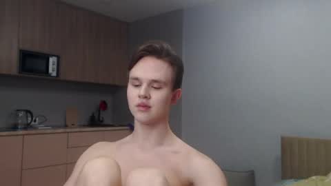 Angel online show from 05/14/26, 02:35