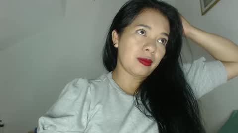Snapshot of angelsexylatina chatting on 10/23/25, 08:18 rebeca online show from 10/23/25, 08:18