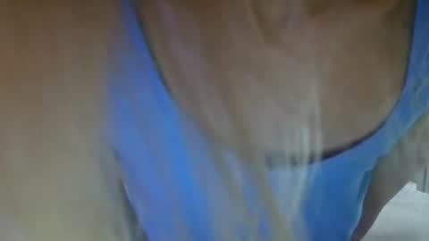 Snapshot of angelsquirting chatting on 07/03/26, 04:46 Alesia online show from 07/03/26, 04:46