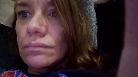 angelvanderpool71 online show from 12/30/24, 12:52