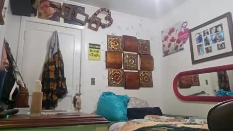 angelvanderpool71 online show from 10/08/25, 09:40