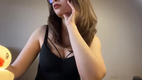 Snapshot of angelwhisper56 chatting on 10/15/25, 02:50 Lisa online show from 10/15/25, 02:50