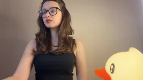 Snapshot of angelwhisper56 chatting on 11/20/25, 08:47 Lisa online show from 11/20/25, 08:47