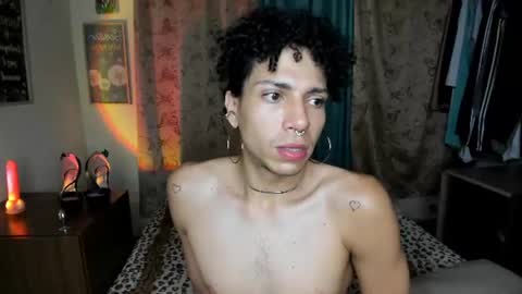 Snapshot of angelwhitte chatting on 06/15/26, 06:37 angelwhitte online show from 06/15/26, 06:37