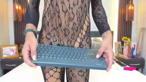  Anghel Stone  online show from 02/04/26, 10:26