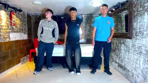 anghelytos online show from 10/04/25, 01:03