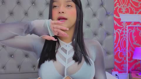 angi_lozano online show from 01/13/26, 11:04