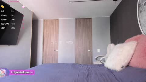 Snapshot of angie_mcqueen chatting on 01/13/25, 08:58 angie online show from 01/13/25, 08:58