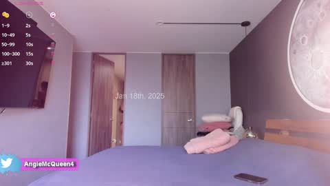 Snapshot of angie_mcqueen chatting on 01/18/25, 01:18 angie online show from 01/18/25, 01:18