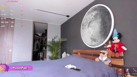 Snapshot of angie_mcqueen chatting on 02/02/25, 04:00 angie online show from 02/02/25, 04:00