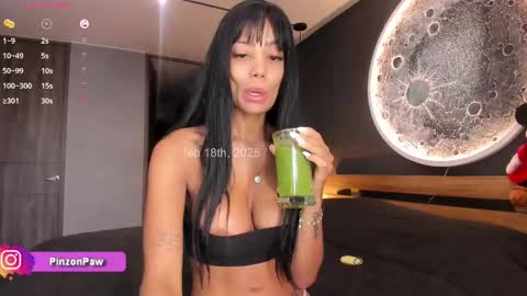 Snapshot of angie_mcqueen chatting on 02/18/25, 11:22 angie online show from 02/18/25, 11:22