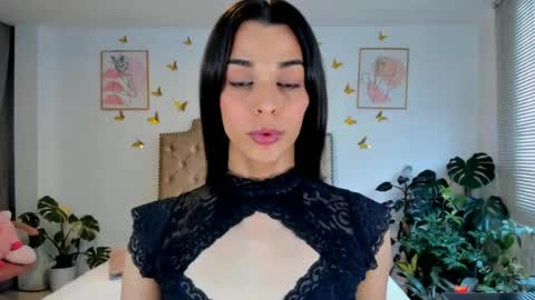 Anabella online show from 06/25/26, 08:13