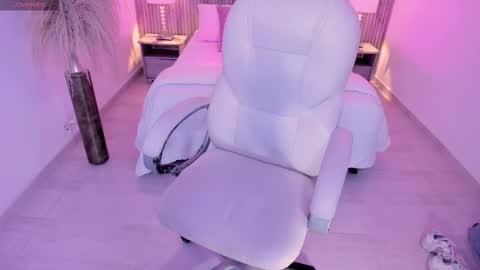 angie_smith_x online show from 03/11/26, 03:34