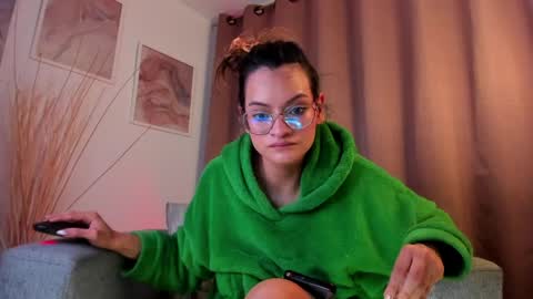 AngiePirs online show from 03/25/26, 07:53