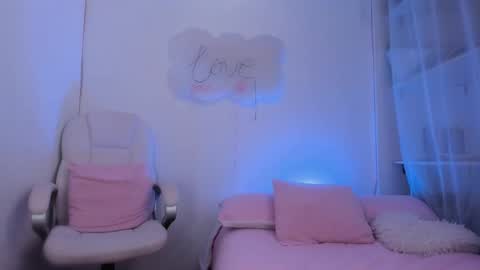 Snapshot of angiiebylpz chatting on 01/20/25, 06:10 violeth lopez online show from 01/20/25, 06:10