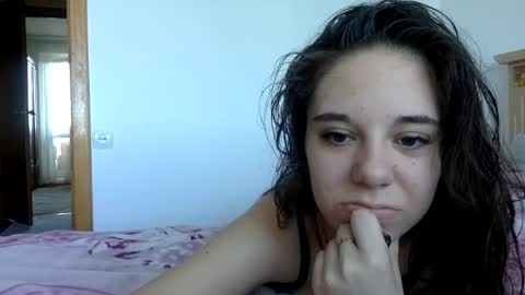 Snapshot of angle_cute05 chatting on 06/20/26, 02:42 Angel Cute online show from 06/20/26, 02:42