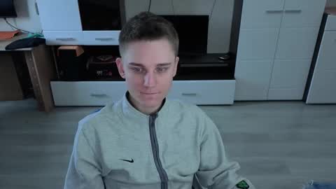 vodka online show from 11/10/25, 07:18