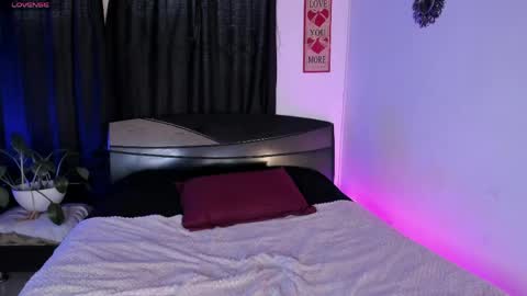 ana sofia   online show from 05/14/26, 10:05