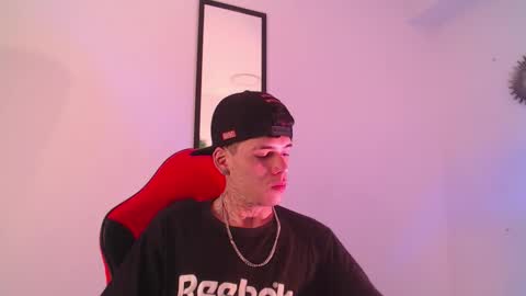 anhonymus online show from 09/23/25, 03:53