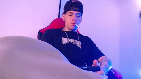 anhonymus online show from 09/28/25, 04:51