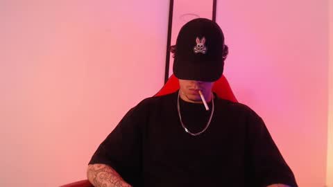 anhonymus online show from 10/04/25, 04:21