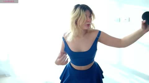 Ania online show from 10/17/25, 09:39