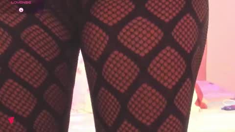 aniaross18 online show from 01/13/26, 09:31