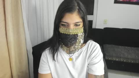 Anissa online show from 04/05/26, 03:36