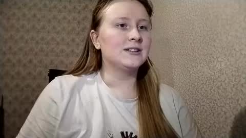 Anika online show from 09/14/25, 08:52