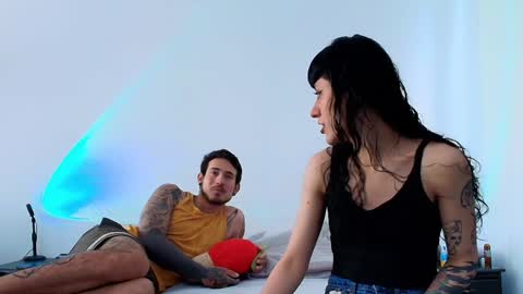 Anika And Lowen Your Thumbs Up Are Super Important For Us  online show from 01/15/25, 04:11