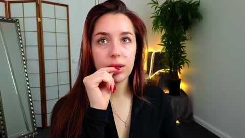 Anika online show from 05/22/26, 07:48